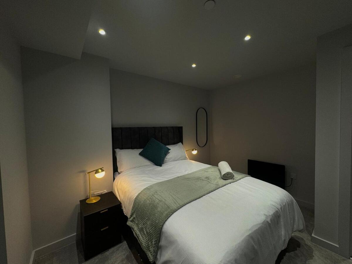 Modern 2-Bedroom Apartment In Heart Of Liverpool Exterior photo
